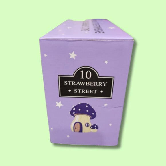 Vintage Ceramic Frog Prince & Enchanted Mushroom Salt and Pepper Shakers - Picture 4 of 5